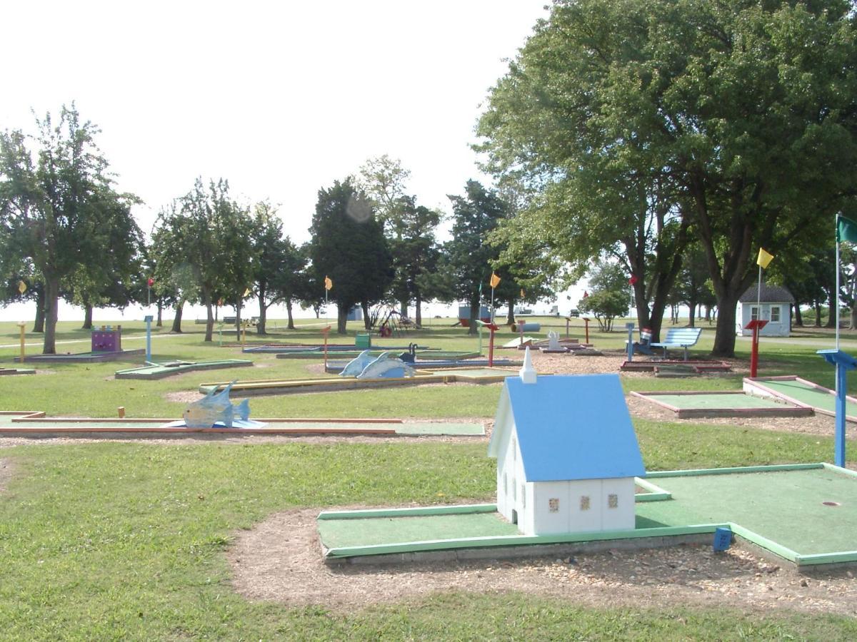 Virginia Landing Camping Resort Cabin 2 Quinby Esterno foto
