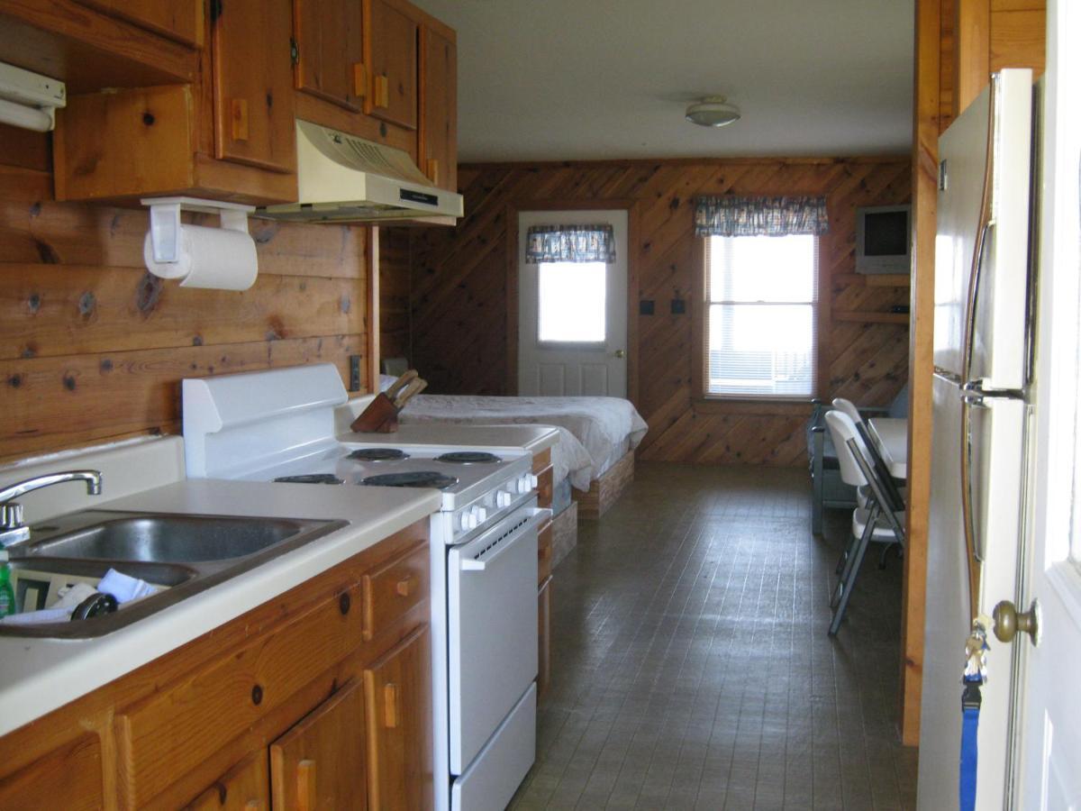 Virginia Landing Camping Resort Cabin 2 Quinby Esterno foto